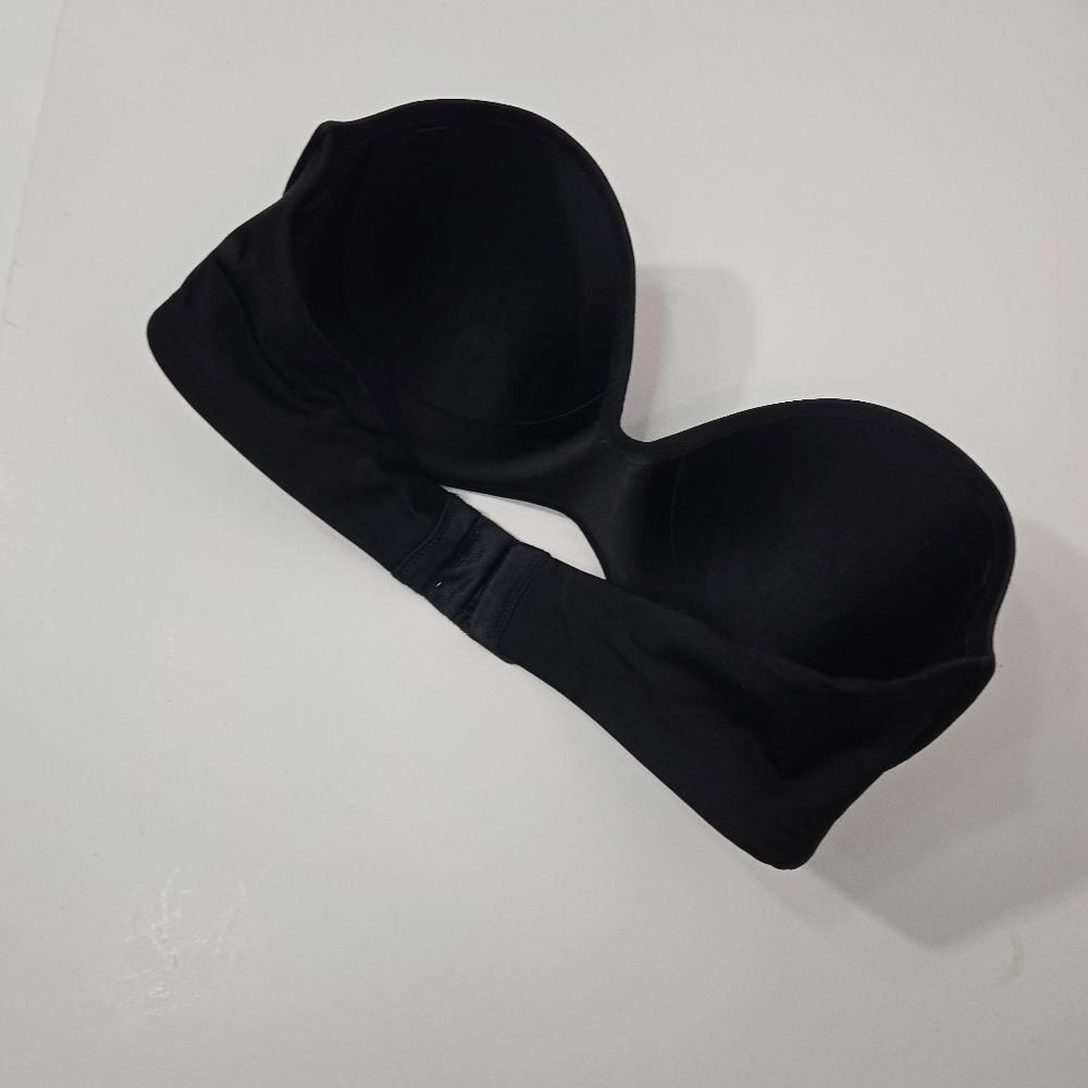 Warner's black strapless bra - Picture 6 of 12